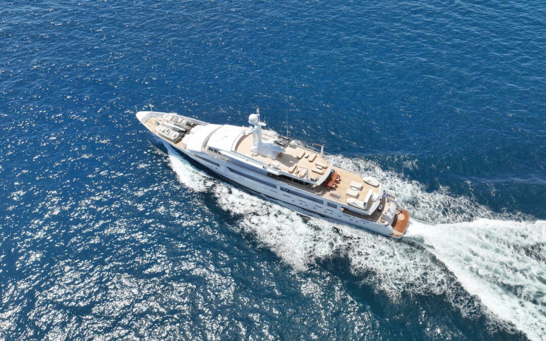 How to Hack a Superyacht – The Walrus